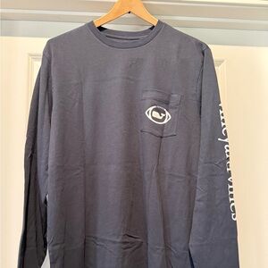 NWT—Men’s Medium Vineyard Vines Long Sleeve Football themed t-shirt—navy blue